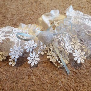 Victoria's Secret Bridal Garter One Size White w/Blue Bow, netting and lace